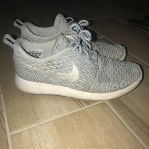 Light blue Nike Roshe runs!